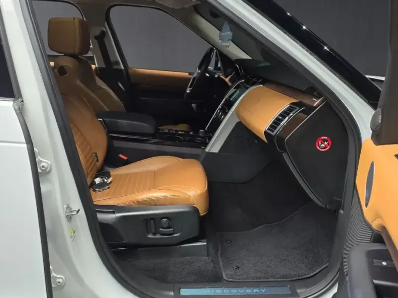2017 Land Rover Discovery с пробегом 88 182 км