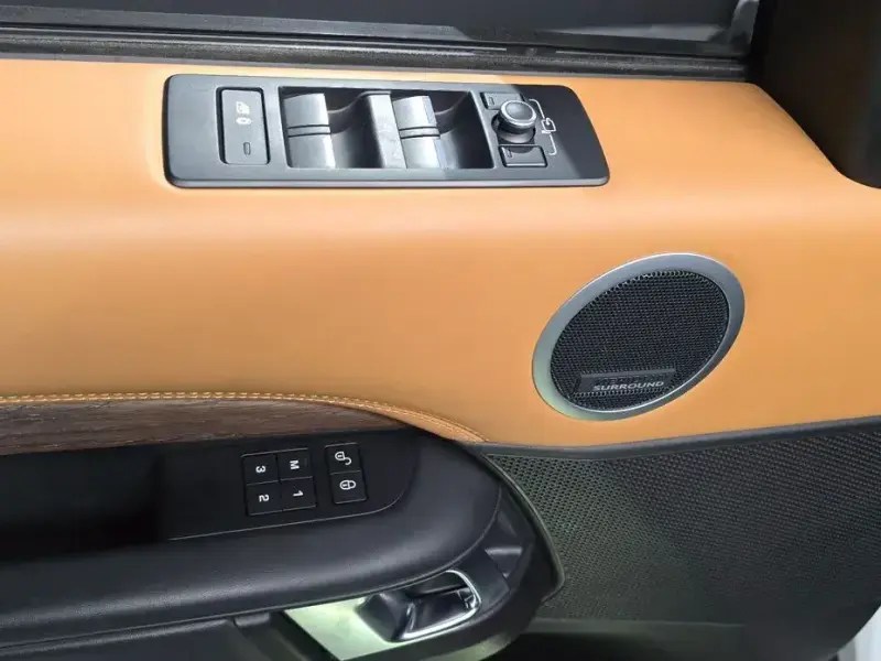 2017 Land Rover Discovery с пробегом 88 182 км