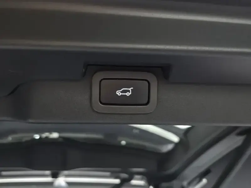 2017 Land Rover Discovery с пробегом 88 182 км