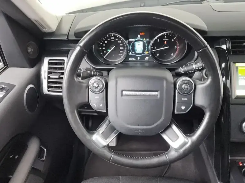 2018 Land Rover Discovery с пробегом 96 818 км