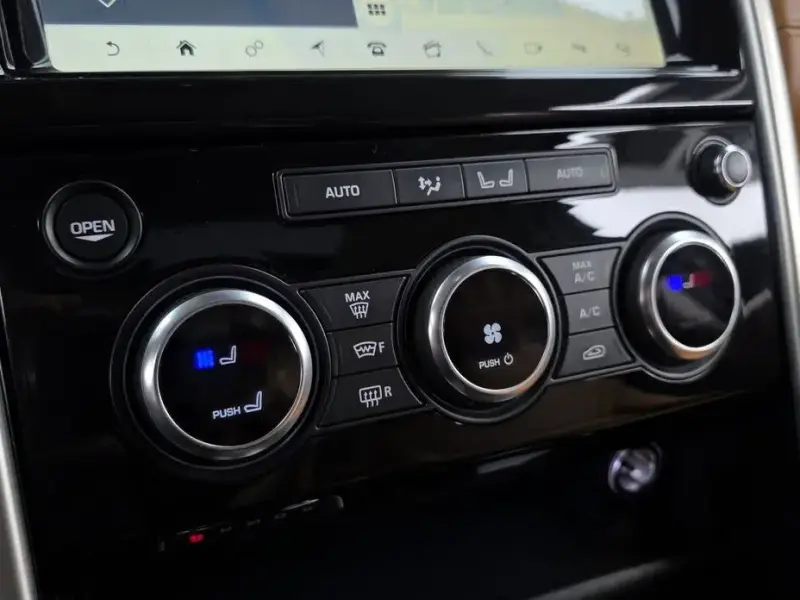 2019 Land Rover Discovery с пробегом 102 613 км