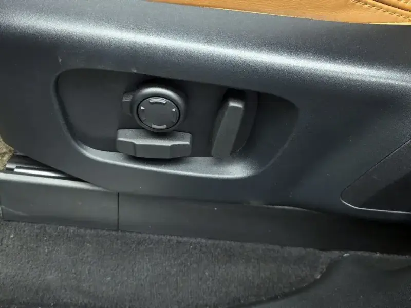2019 Land Rover Discovery с пробегом 102 613 км