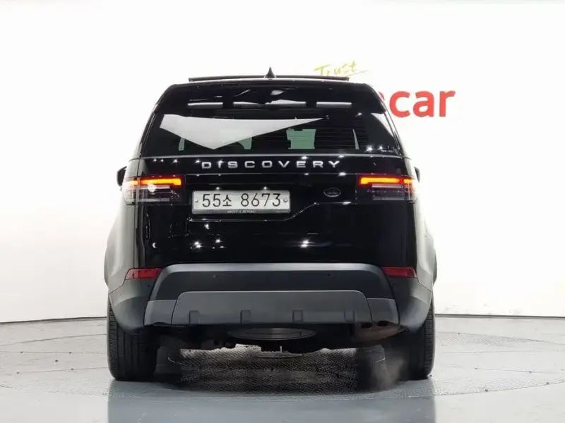 2019 Land Rover Discovery с пробегом 90 937 км