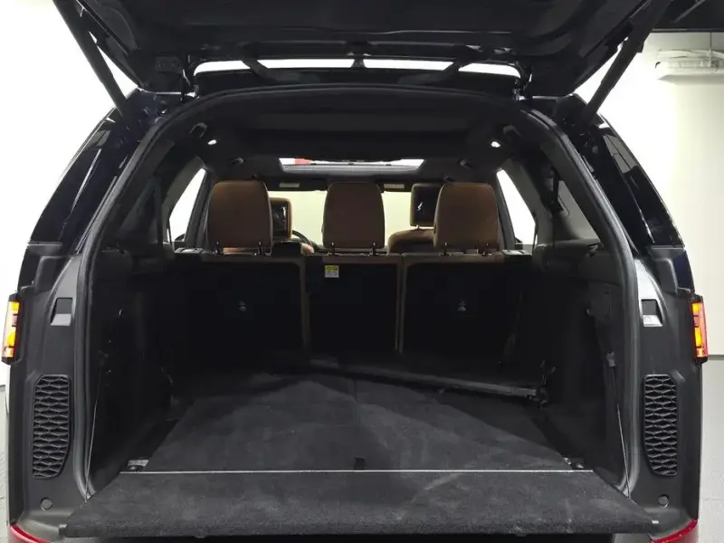 2019 Land Rover Discovery с пробегом 76 061 км