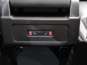 2019 Land Rover Discovery с пробегом 90 937 км