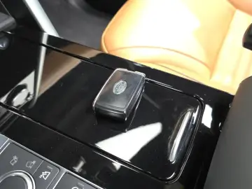 2019 Land Rover Discovery с пробегом 76 061 км