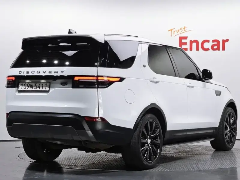 2018 Land Rover Discovery с пробегом 135 063 км