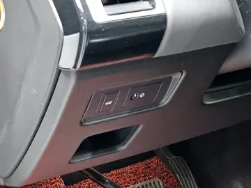 2018 Land Rover Discovery с пробегом 135 063 км