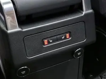 2018 Land Rover Discovery с пробегом 135 063 км
