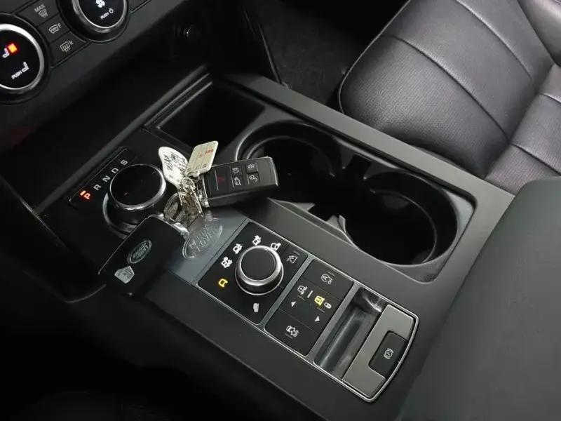 2019 Land Rover Discovery с пробегом 65 173 км