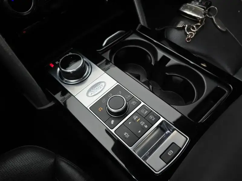 2017 Land Rover Discovery с пробегом 149 480 км
