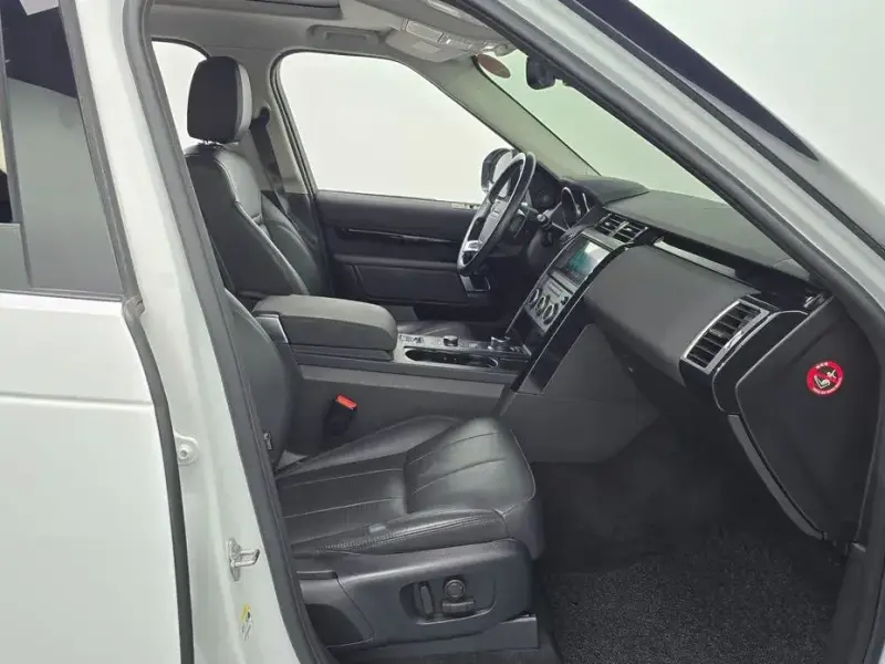 2019 Land Rover Discovery с пробегом 65 173 км
