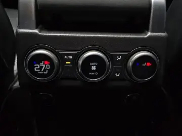 2017 Land Rover Discovery с пробегом 149 480 км
