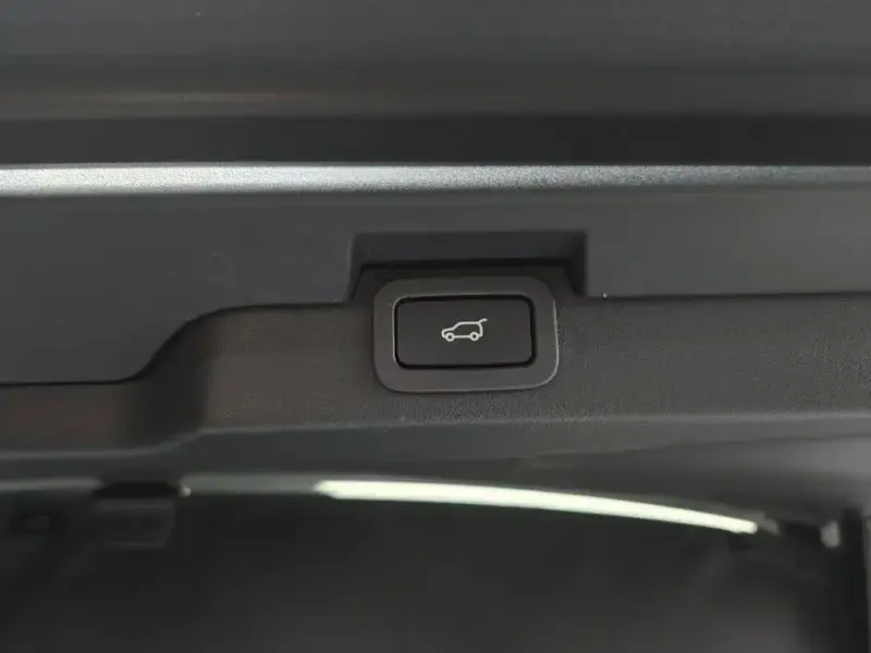2017 Land Rover Discovery с пробегом 149 480 км