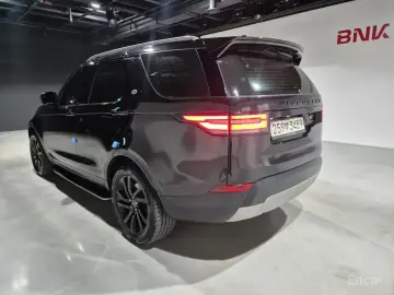 2017 Land Rover Discovery с пробегом 111 370 км