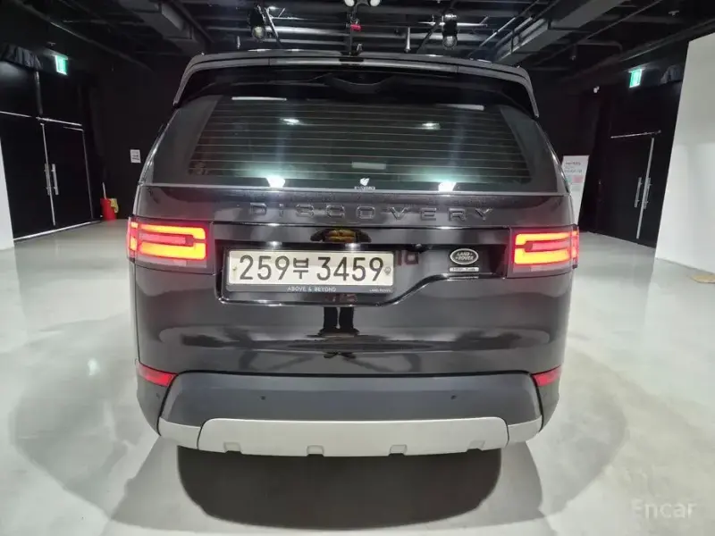 2017 Land Rover Discovery с пробегом 111 370 км
