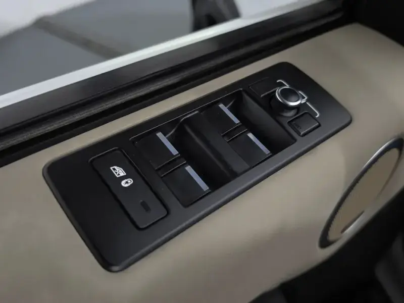 2018 Land Rover Discovery с пробегом 127 475 км