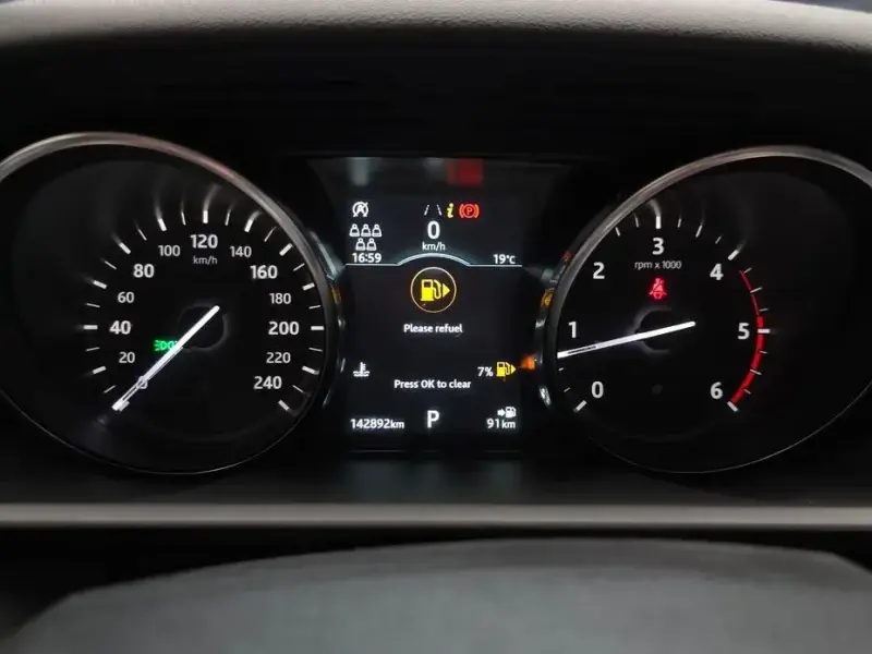 2019 Land Rover Discovery с пробегом 142 892 км