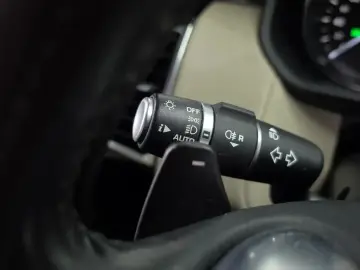 2018 Land Rover Discovery с пробегом 127 475 км
