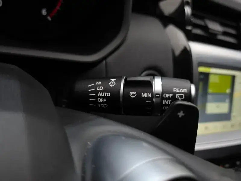 2019 Land Rover Discovery с пробегом 142 892 км