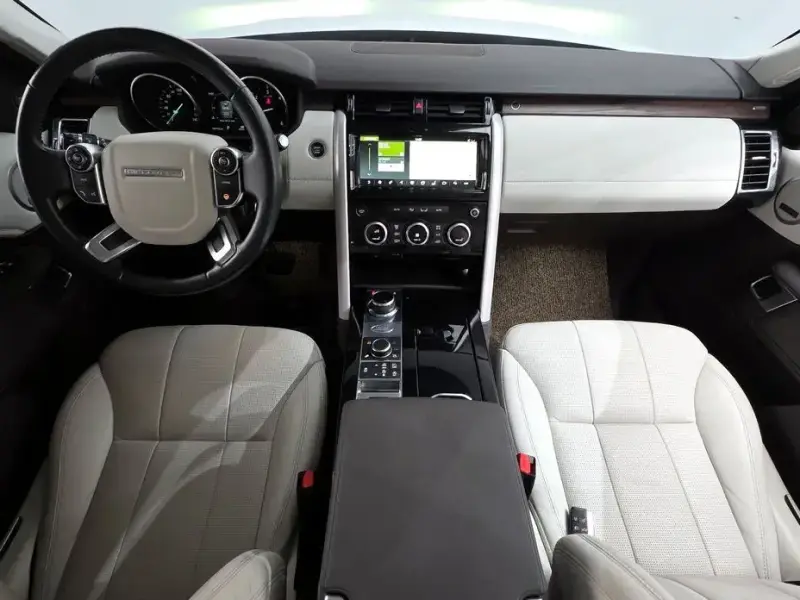 2017 Land Rover Discovery с пробегом 84 152 км