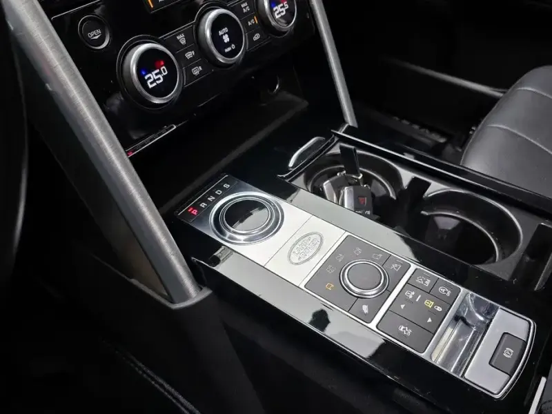 2017 Land Rover Discovery с пробегом 75 838 км