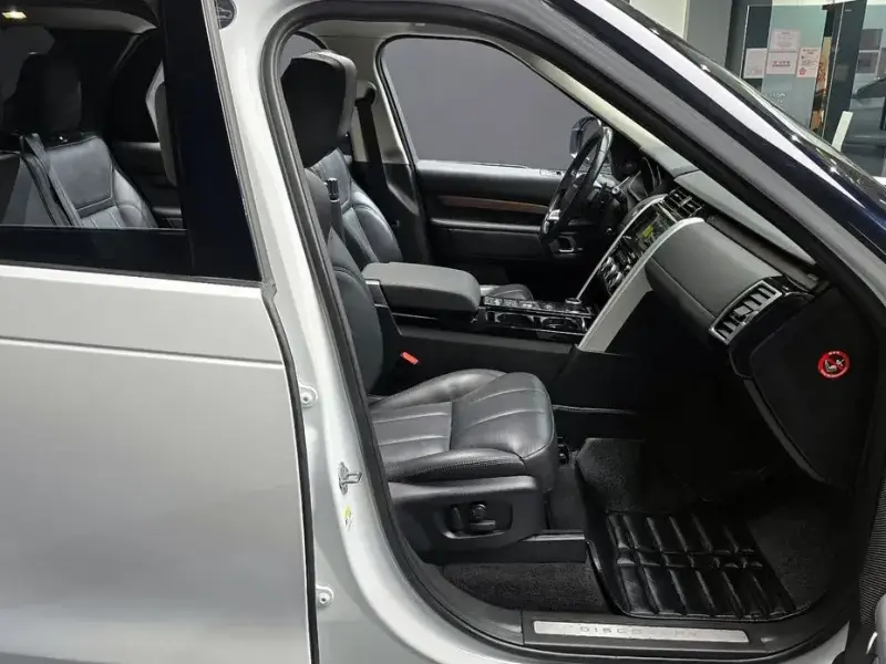 2017 Land Rover Discovery с пробегом 75 838 км
