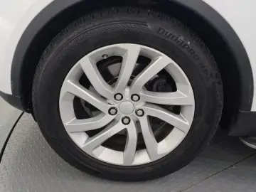 2017 Land Rover Discovery с пробегом 107 158 км