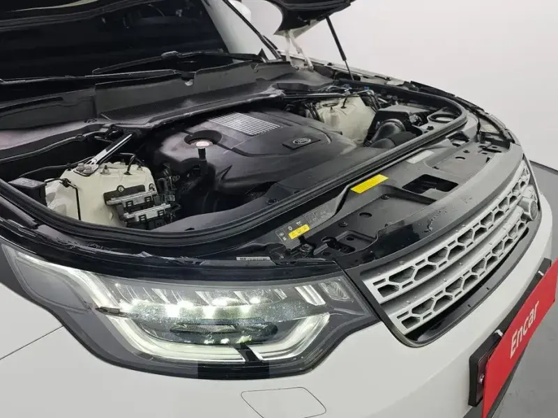 2017 Land Rover Discovery с пробегом 107 158 км
