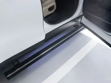 2019 Land Rover Discovery с пробегом 144 108 км