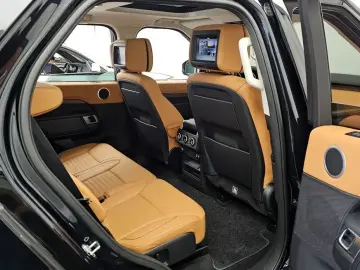 2017 Land Rover Discovery с пробегом 23 722 км