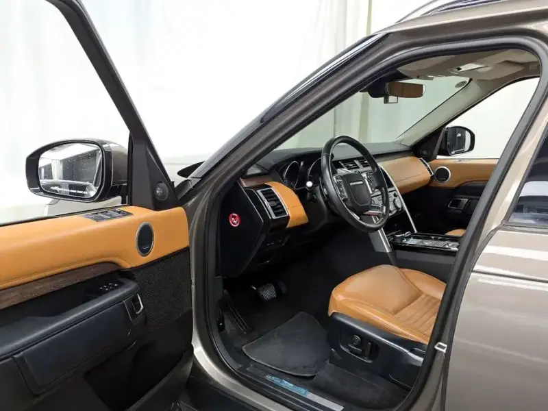 2017 Land Rover Discovery с пробегом 142 878 км