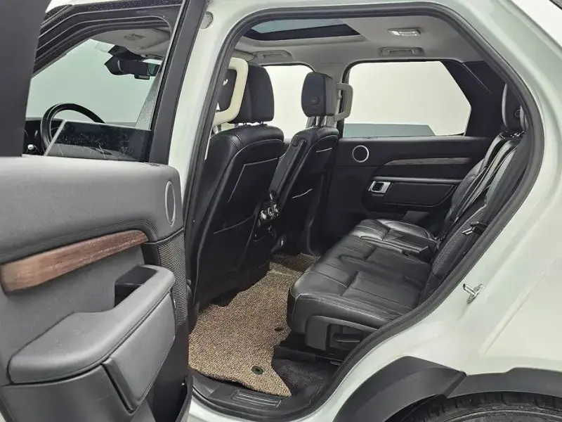 2017 Land Rover Discovery с пробегом 151 836 км