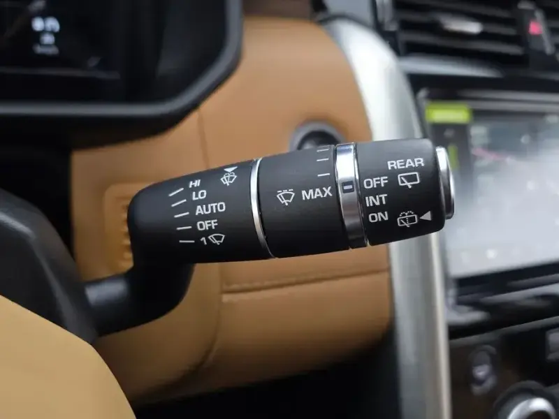 2018 Land Rover Discovery с пробегом 165 878 км