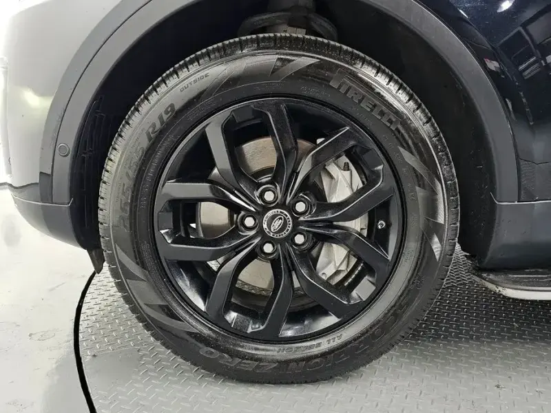 2019 Land Rover Discovery с пробегом 92 780 км