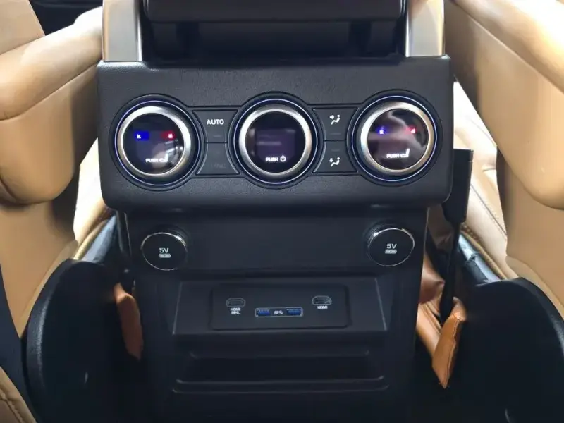 2018 Land Rover Discovery с пробегом 165 878 км