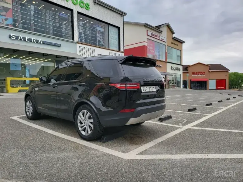 2017 Land Rover Discovery с пробегом 108 000 км