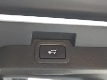 2019 Land Rover Discovery с пробегом 61 827 км