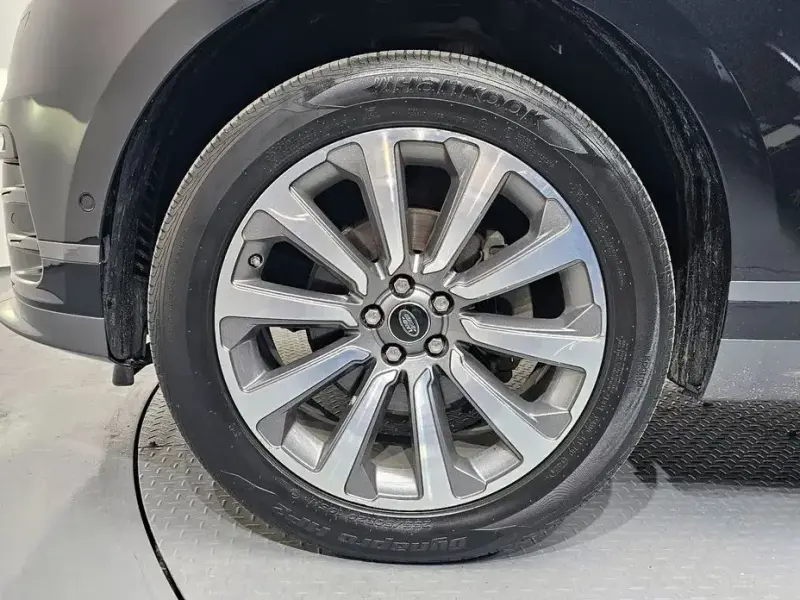 2017 Land Rover Range Rover Velar с пробегом 172 648 км
