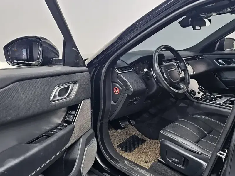 2017 Land Rover Range Rover Velar с пробегом 172 648 км