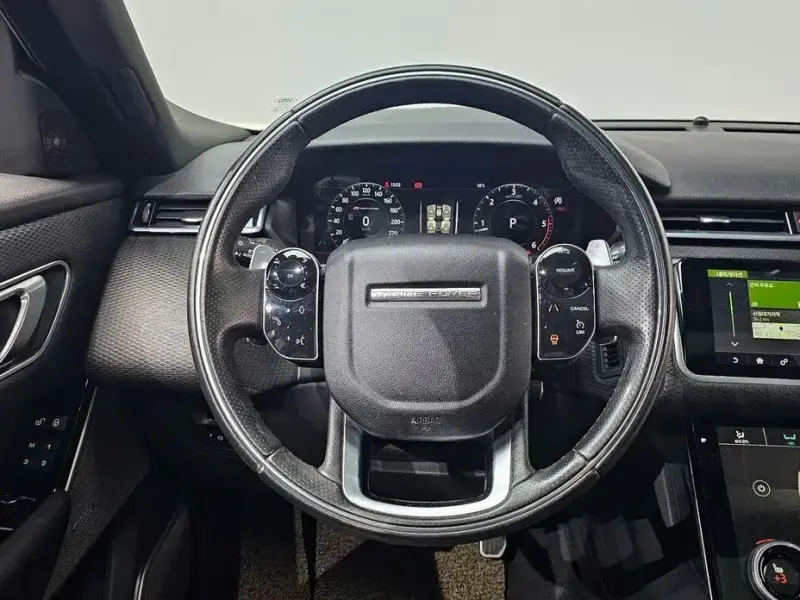 2017 Land Rover Range Rover Velar с пробегом 172 648 км