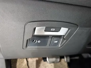 2017 Land Rover Range Rover Velar с пробегом 172 648 км