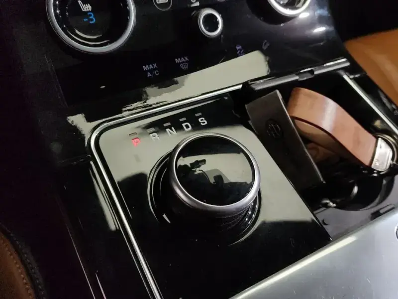 2018 Land Rover Range Rover Velar с пробегом 88 921 км