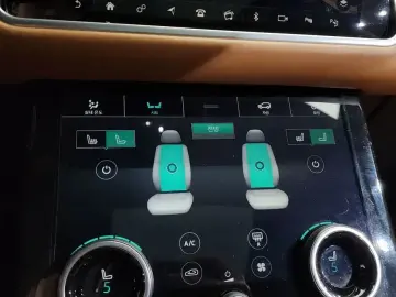 2018 Land Rover Range Rover Velar с пробегом 88 921 км