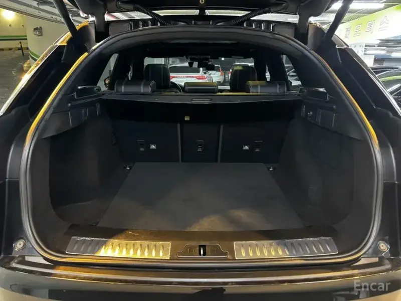 2020 Land Rover Range Rover Velar с пробегом 110 000 км