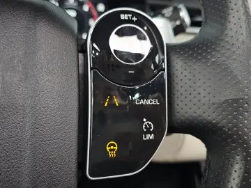 2018 Land Rover Range Rover Velar с пробегом 115 942 км