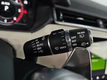 2018 Land Rover Range Rover Velar с пробегом 115 942 км