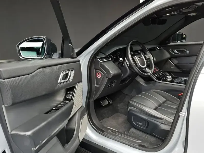 2018 Land Rover Range Rover Velar с пробегом 105 940 км
