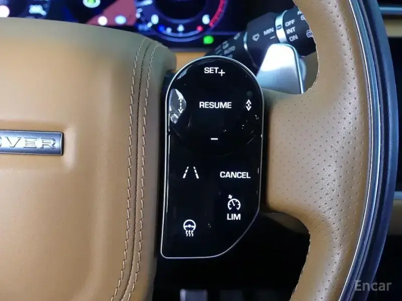 2020 Land Rover Range Rover Velar с пробегом 5 600 км