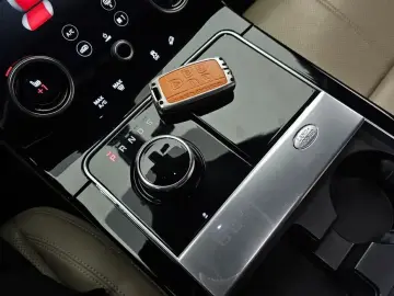 2017 Land Rover Range Rover Velar с пробегом 93 871 км